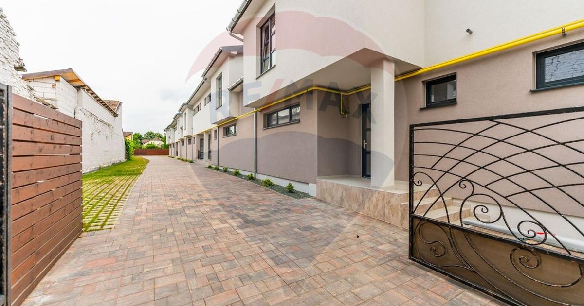 Apartament decomandat cu 4 camere în zona Pârneava, Arad