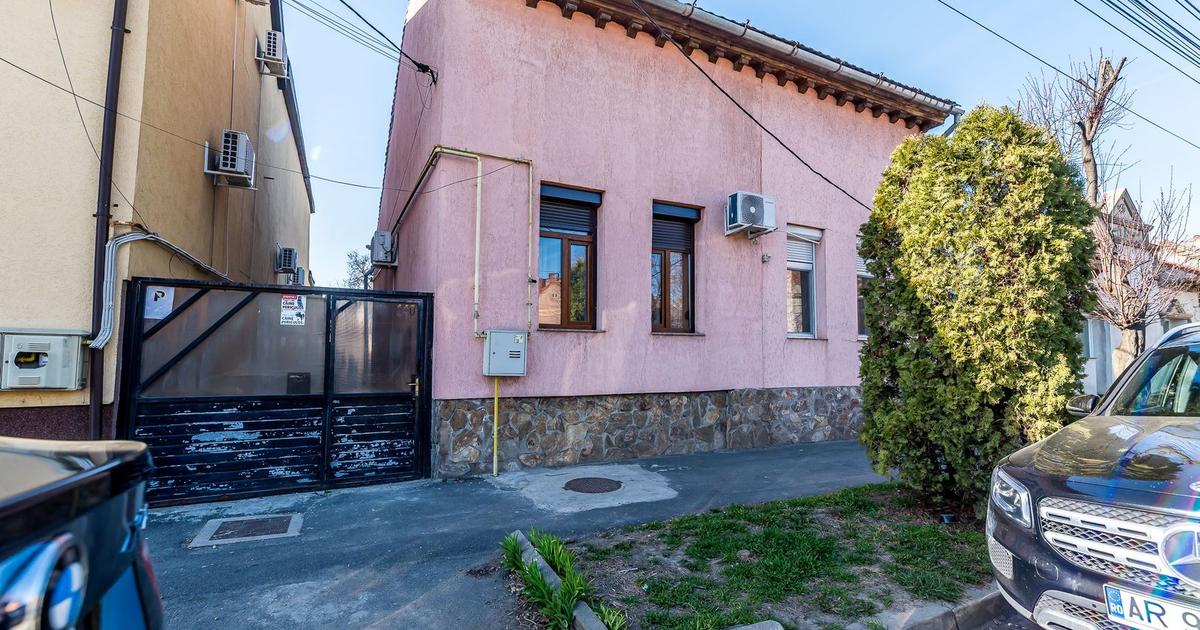 Apartament decomandat cu 2 camere în zona Pârneava, Arad