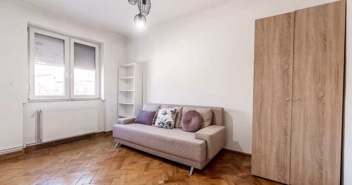 Apartament semidecomandat cu 2 camere în zona Podgoria, Arad