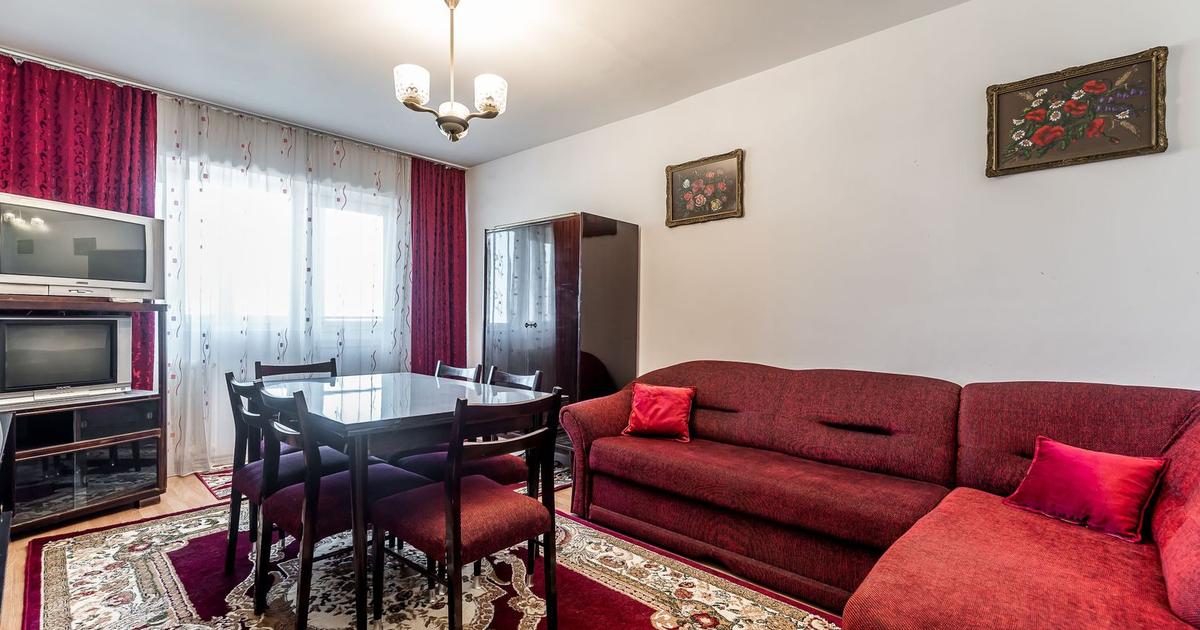 Apartament decomandat cu 3 camere în zona Podgoria, Arad