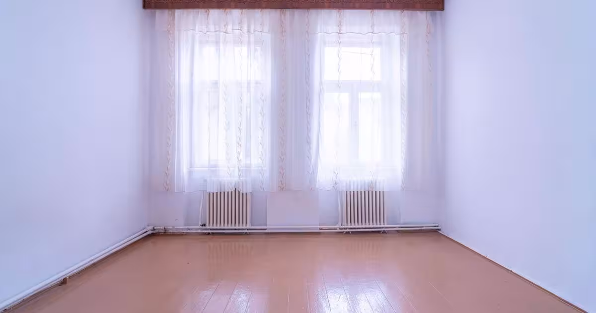 Apartament semidecomandat cu 4 camere în zona Ultracentral, Arad