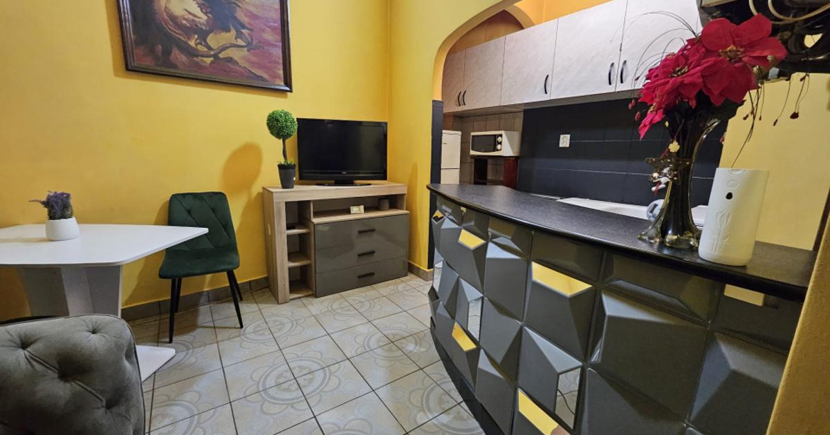 Apartament decomandat cu 2 camere în zona Ultracentral, Arad