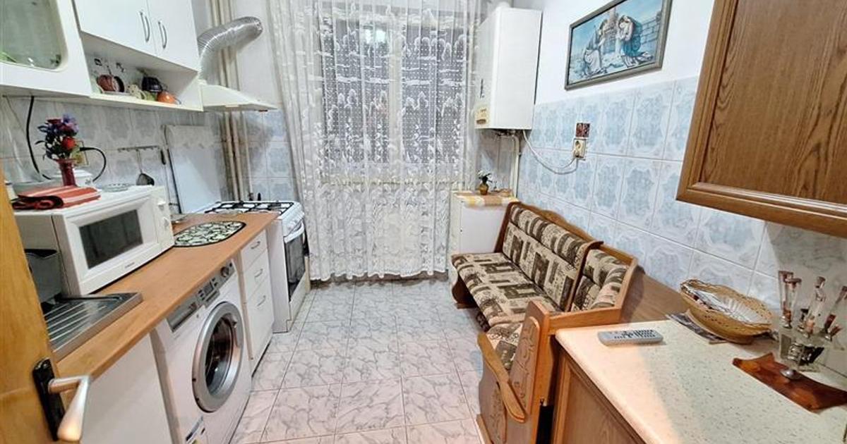 Apartament semidecomandat cu 2 camere în zona 9 Mai, Bacău
