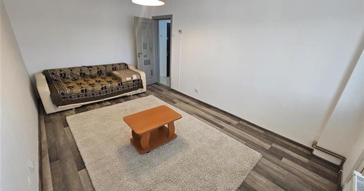 Apartament decomandat cu 2 camere în zona 9 Mai, Bacău