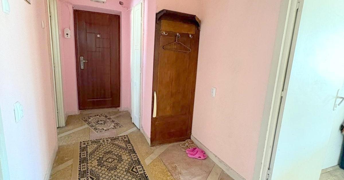 Apartament decomandat cu 2 camere în zona 9 Mai, Bacău