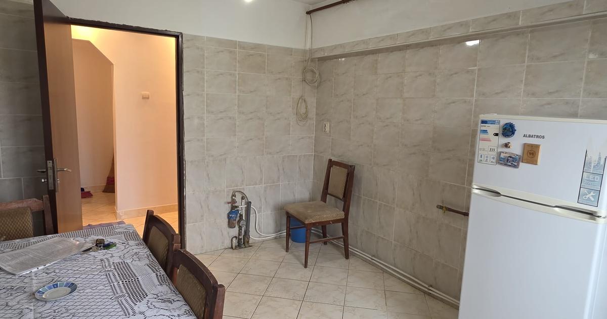 Apartament cu 3 camere în zona Bistrița Lac, Bacău