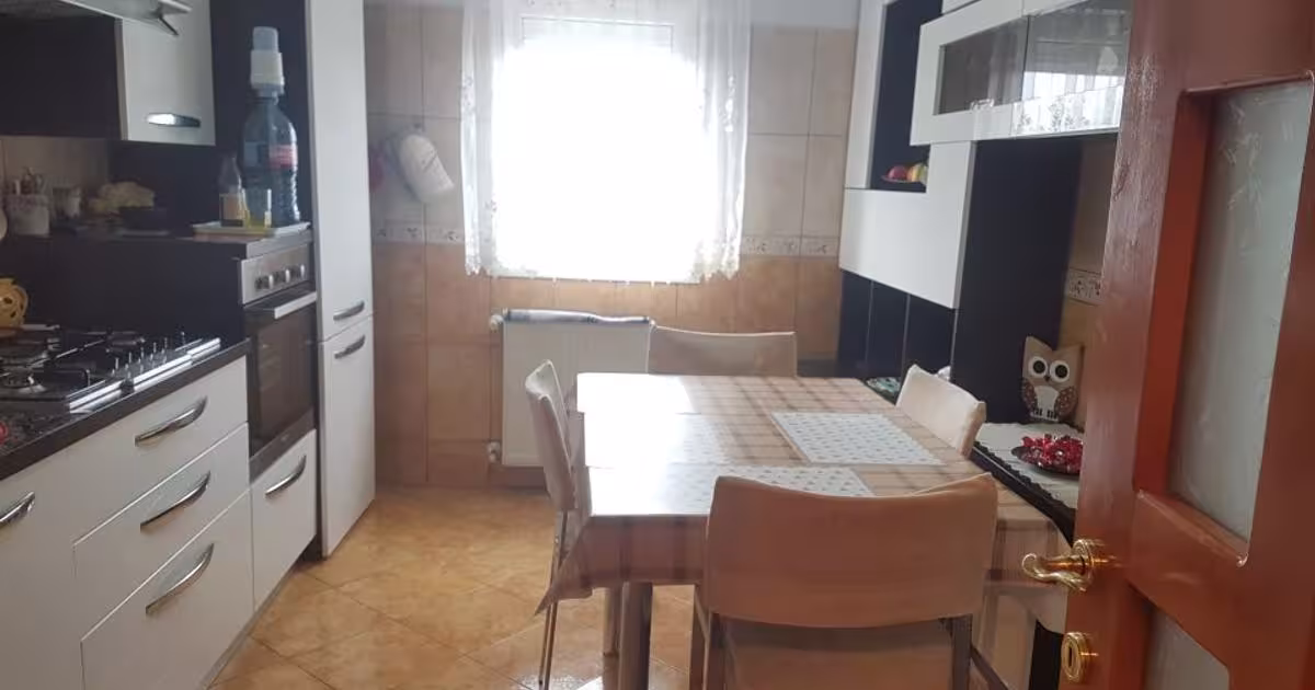 Apartament semidecomandat cu 2 camere în zona Bistrița Lac, Bacău