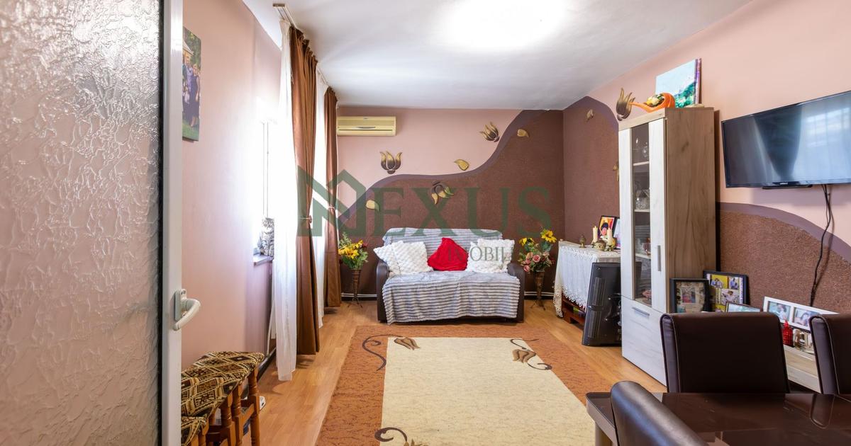 Apartament decomandat cu 2 camere în zona Central, Bacău