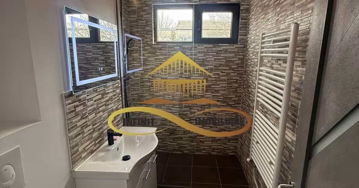 Apartament decomandat cu 2 camere în zona Cornișa, Bacău