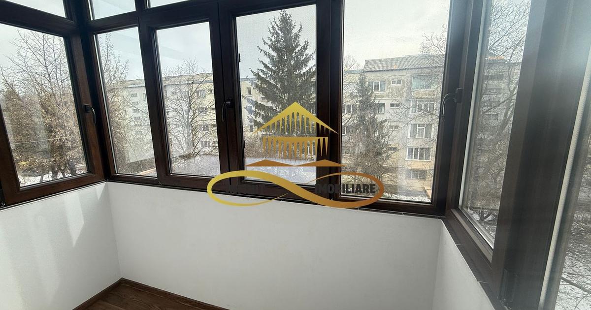 Apartament semidecomandat cu 2 camere în zona Cornișa, Bacău