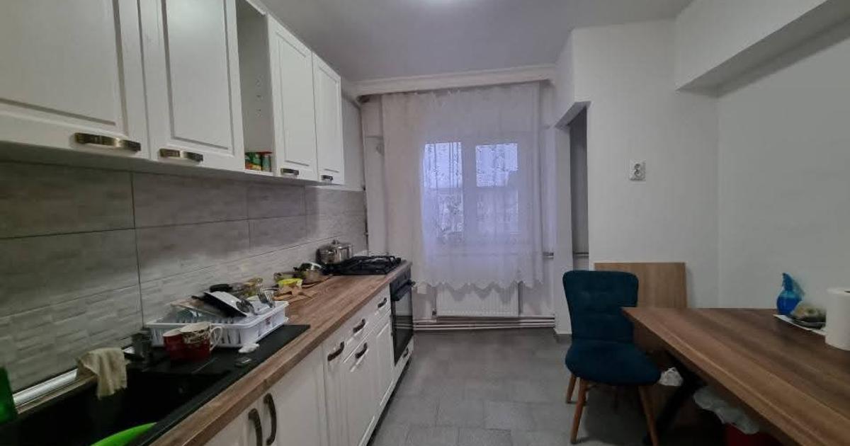 Apartament decomandat cu 2 camere în zona Energiei, Bacău