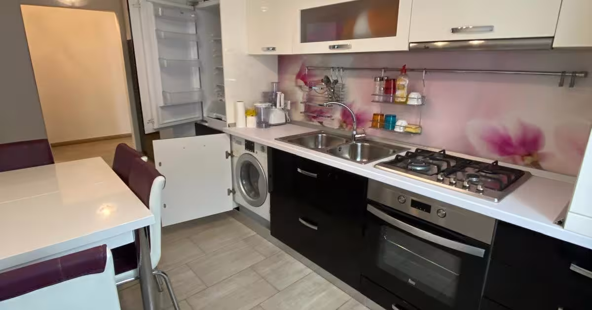 Apartament decomandat cu 2 camere în zona Mioriței, Bacău