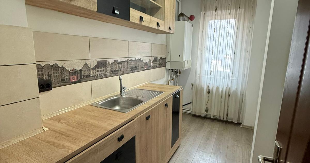 Apartament decomandat cu 2 camere în zona Narcisa, Bacău