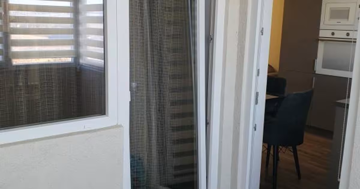 Apartament decomandat cu 2 camere în zona Nord, Bacău