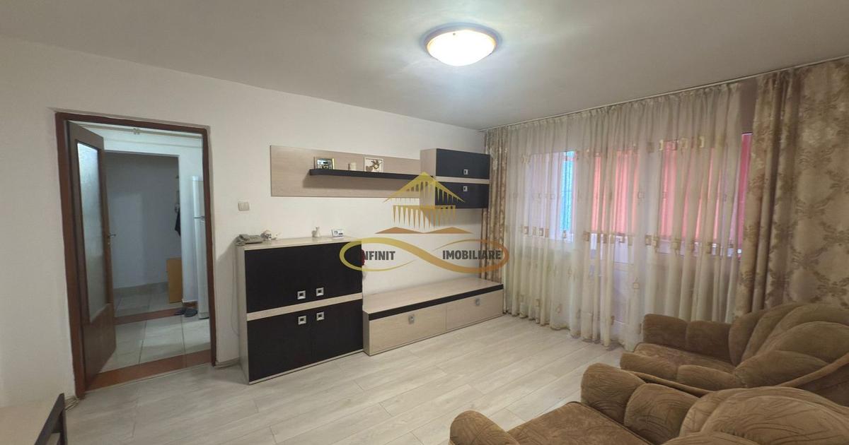Apartament semidecomandat cu 3 camere în zona Orizont, Bacău
