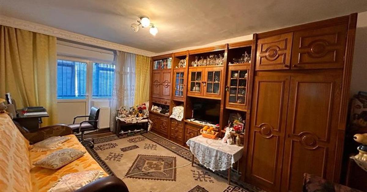 Apartament decomandat cu 2 camere în zona Republicii, Bacău