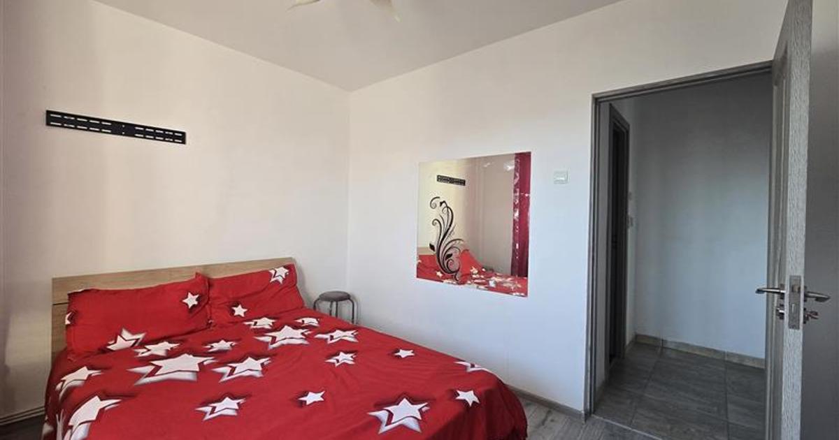 Apartament decomandat cu 3 camere în zona Republicii, Bacău