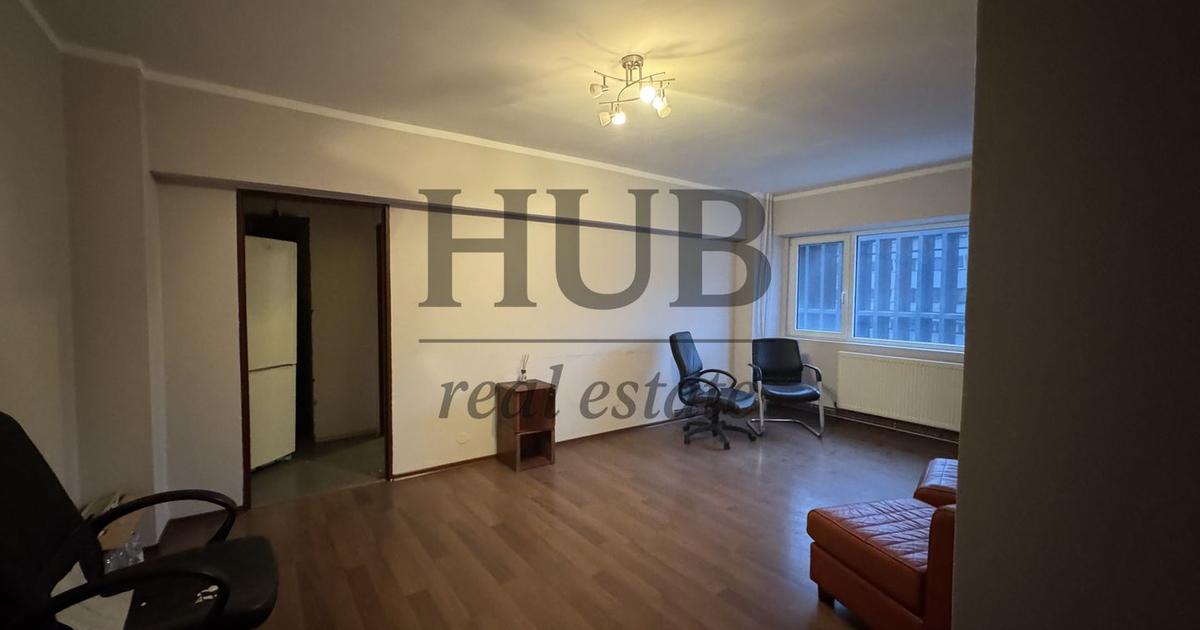 Apartament decomandat cu 3 camere în zona Ultracentral, Bacău