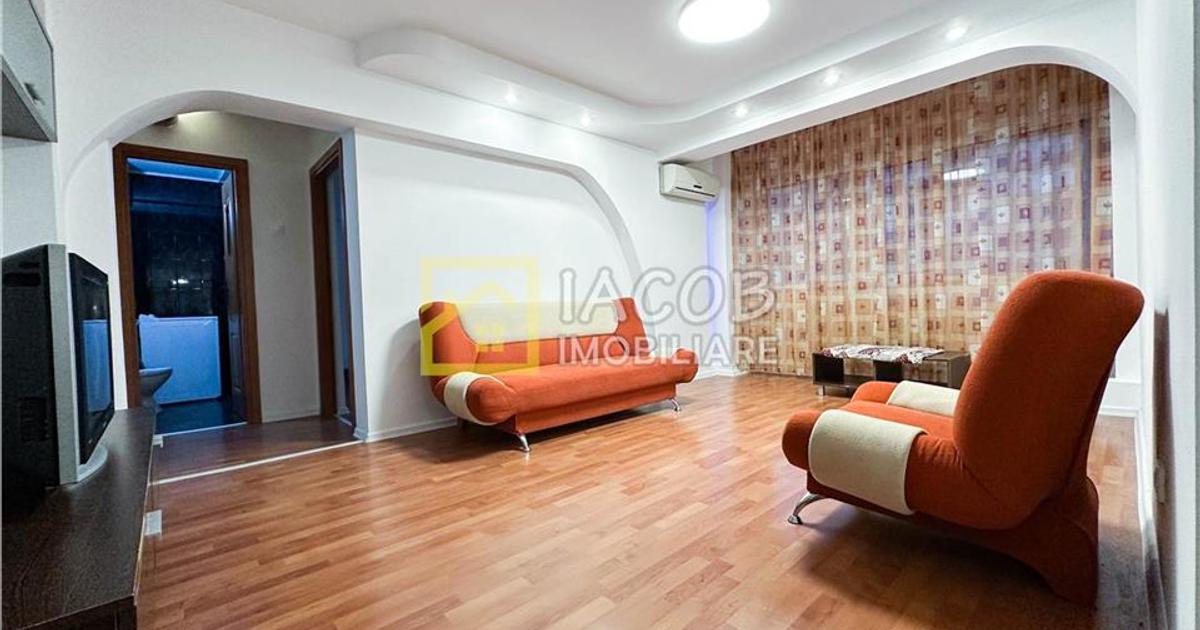 Apartament semidecomandat cu 3 camere în zona Ultracentral, Bacău