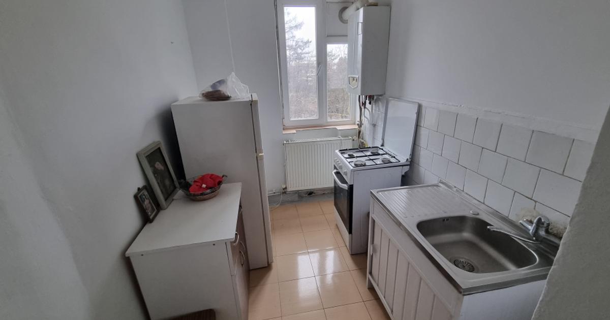 Apartament nedecomandat cu 2 camere în zona Vest, Bacău