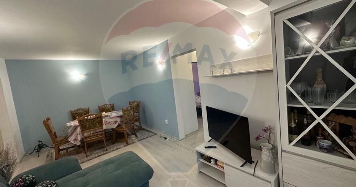 Apartament semidecomandat cu 3 camere în zona Central, Baia Mare