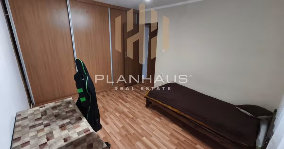 Apartament decomandat cu 4 camere în zona Gării, Baia Mare