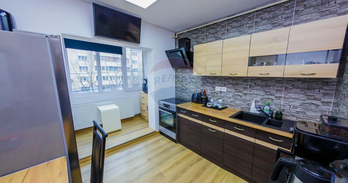 Apartament decomandat cu 2 camere în zona Republicii, Baia Mare