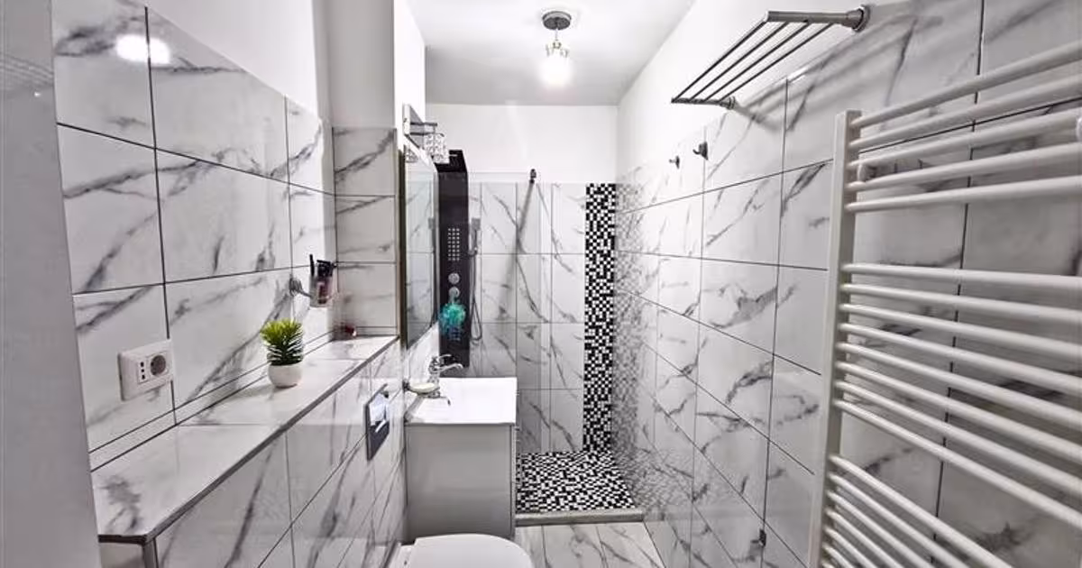 Apartament decomandat cu 2 camere în zona Central, Băile Govora
