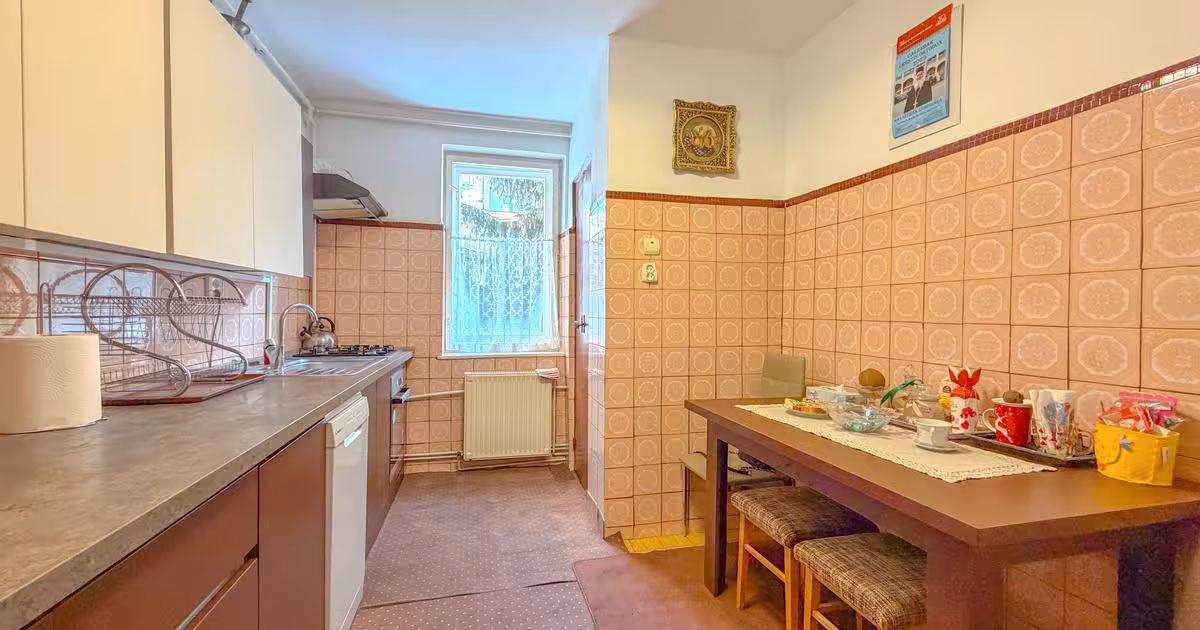 Apartament decomandat cu 3 camere în Băile Tușnad