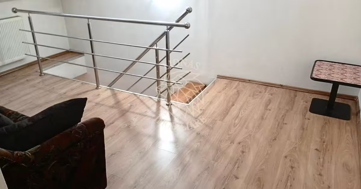 Apartament decomandat cu 4 camere în zona Calea Moldovei, Bistrița