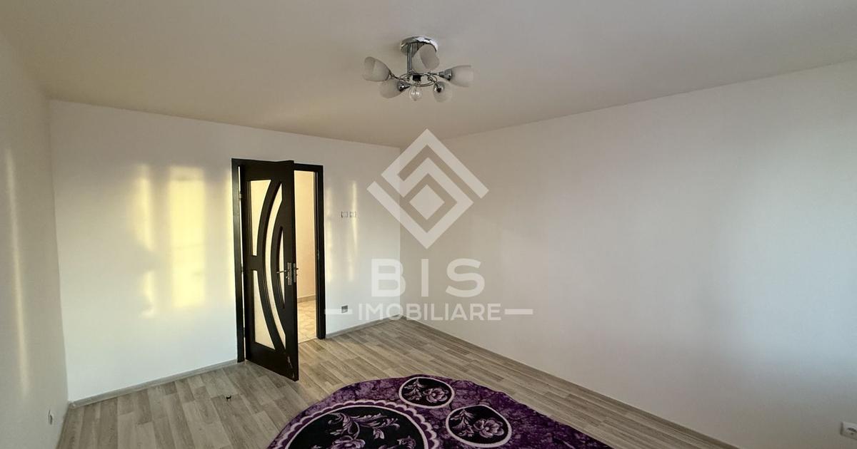 Apartament decomandat cu 2 camere în zona Central, Bistrița