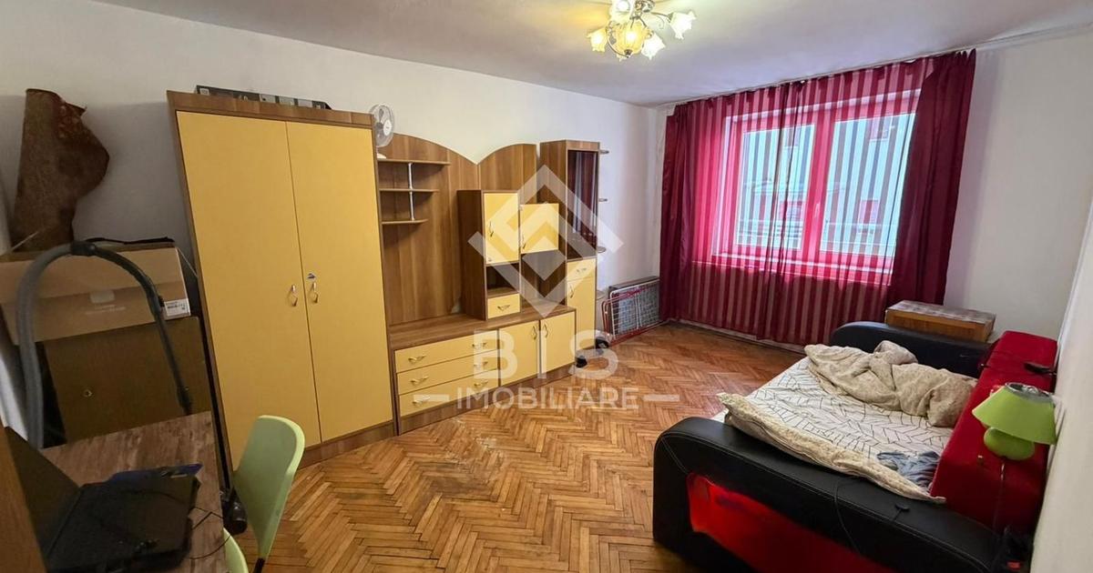 Apartament decomandat cu 2 camere în zona Central, Bistrița