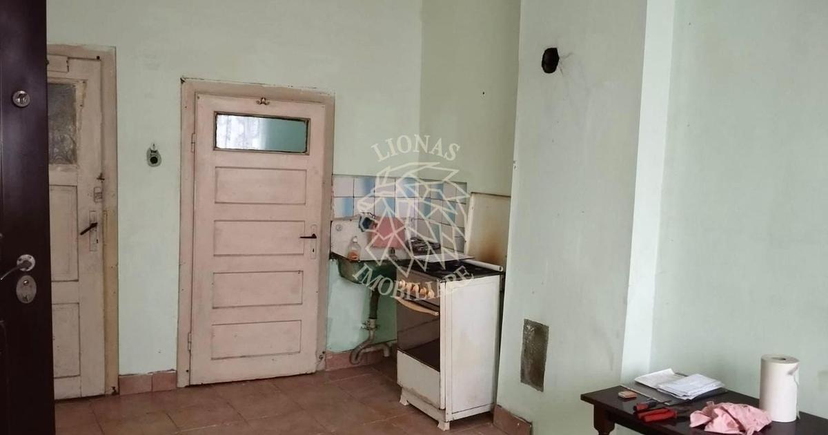 Apartament semidecomandat cu 2 camere în zona Central, Bistrița