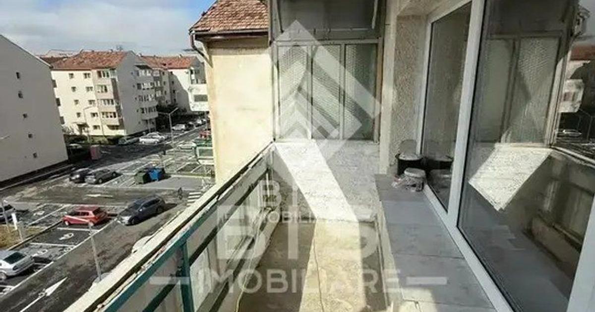 Apartament decomandat cu 3 camere în zona Central, Bistrița