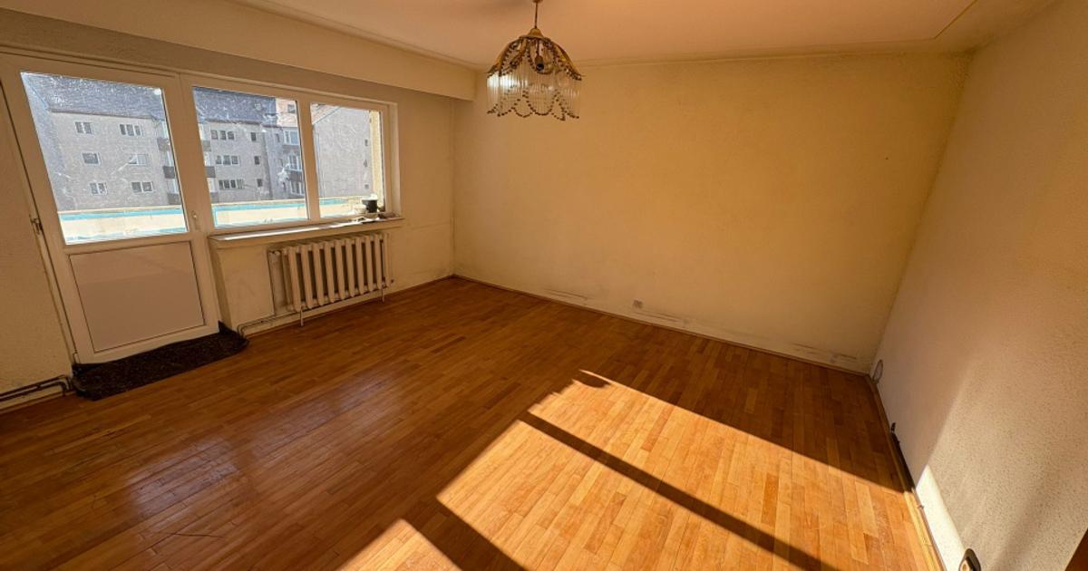 Apartament decomandat cu 3 camere în zona Central, Bistrița