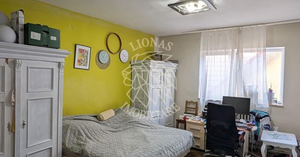 Apartament decomandat cu 3 camere în zona Central, Bistrița