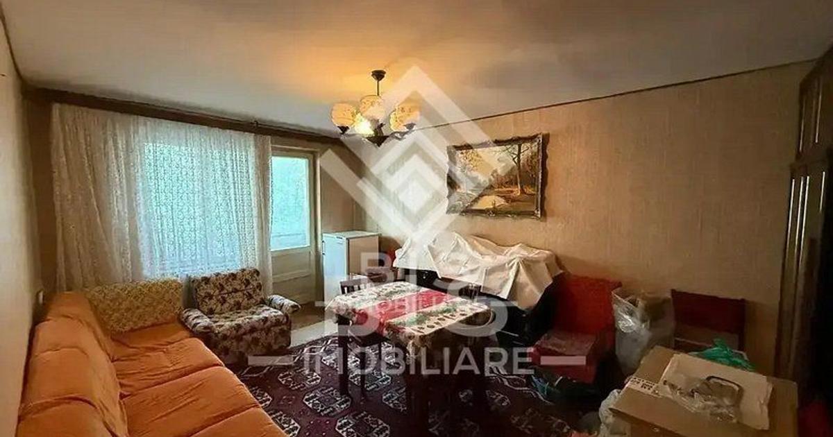 Apartament decomandat cu 4 camere în zona Central, Bistrița