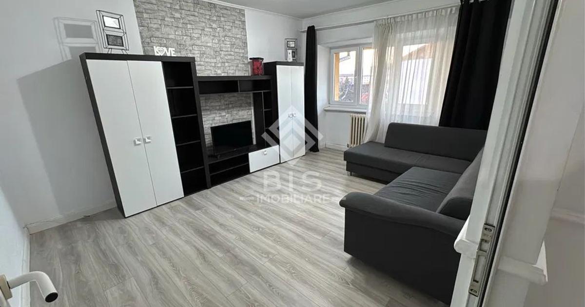 Apartament decomandat cu 2 camere în zona Central, Bistrița