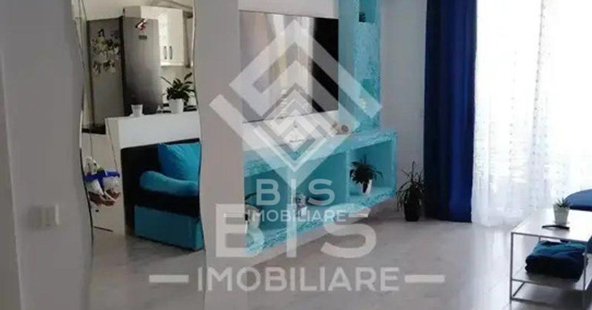 Apartament semidecomandat cu 3 camere în zona Cetății, Bistrița