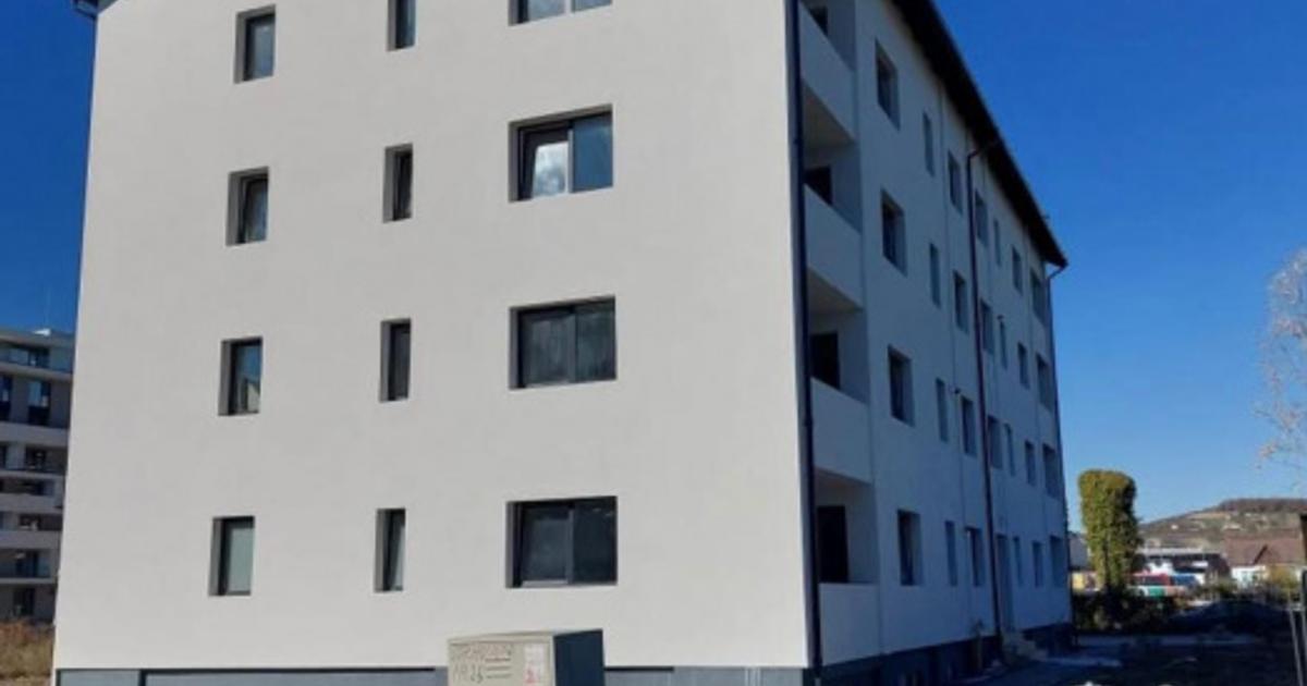 Apartament decomandat cu 3 camere în zona Independenței, Bistrița