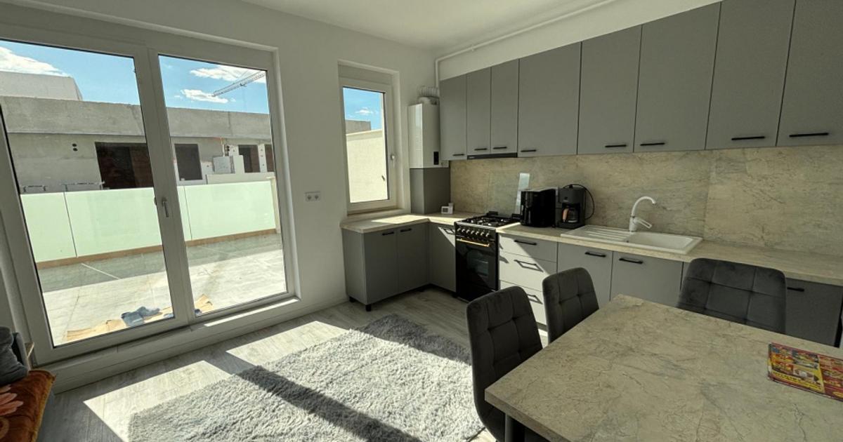 Apartament decomandat cu 2 camere în zona Independenței, Bistrița