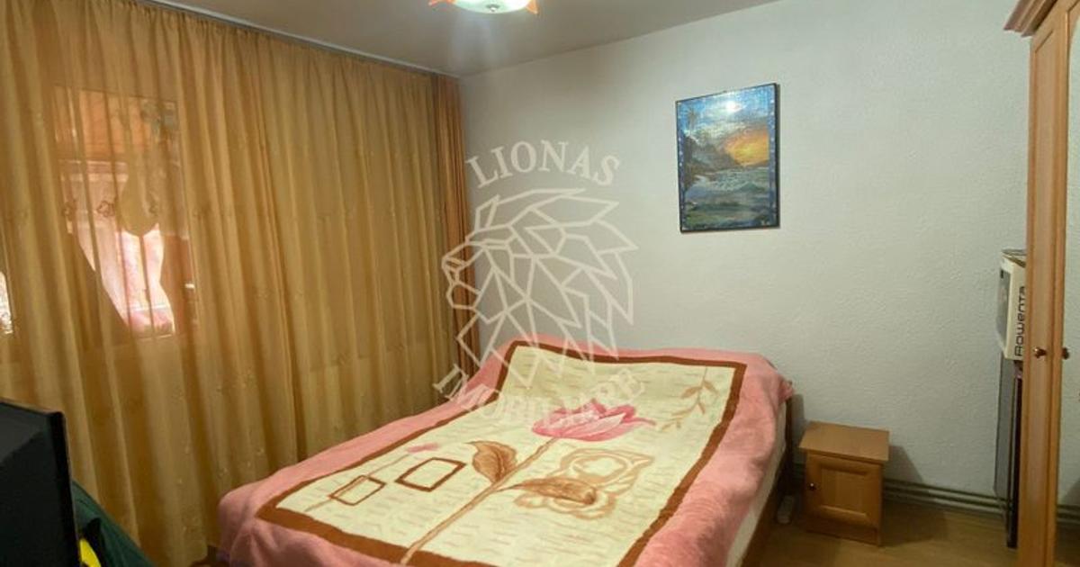 Apartament decomandat cu 4 camere în zona Independenței, Bistrița