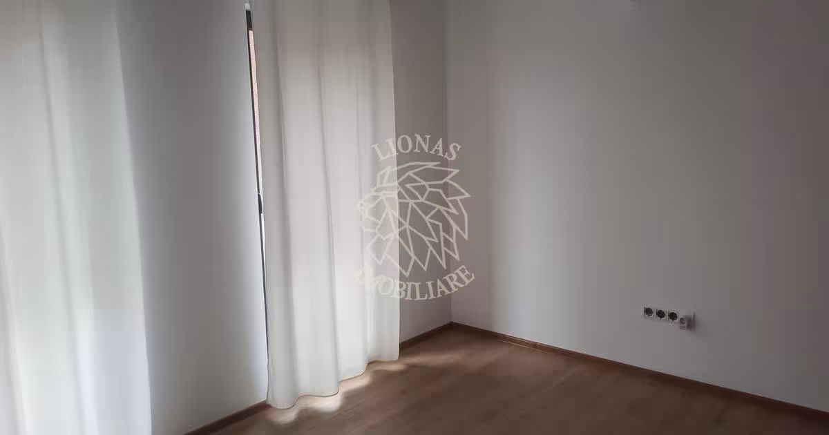 Apartament decomandat cu 3 camere în zona Nord, Bistrița