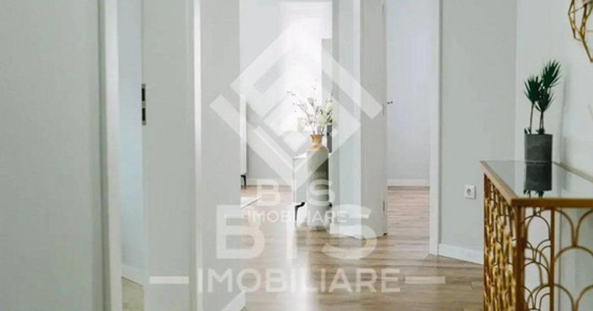 Apartament decomandat cu 3 camere în zona Nord, Bistrița