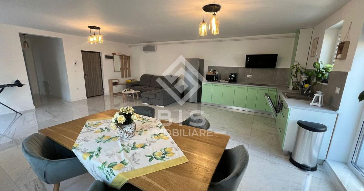 Apartament decomandat cu 3 camere în zona Nord-Est, Bistrița