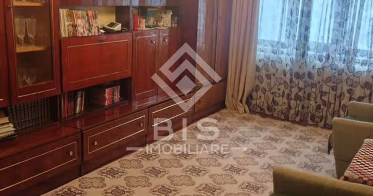 Apartament decomandat cu 2 camere în zona Ștefan cel Mare, Bistrița