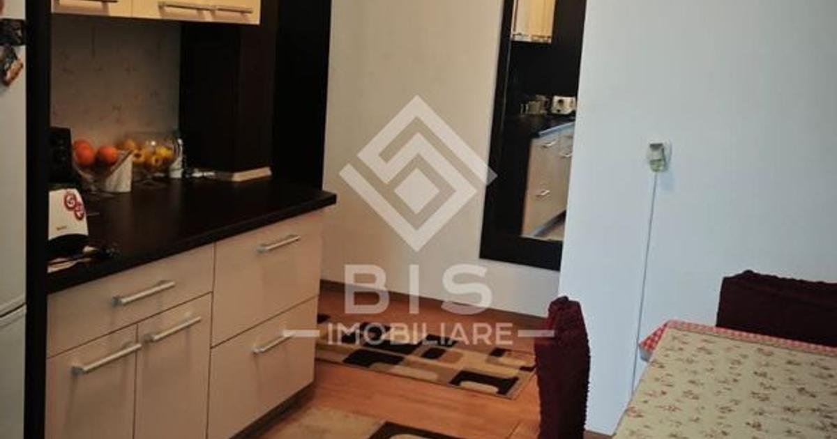 Apartament decomandat cu 2 camere în zona Ștefan cel Mare, Bistrița