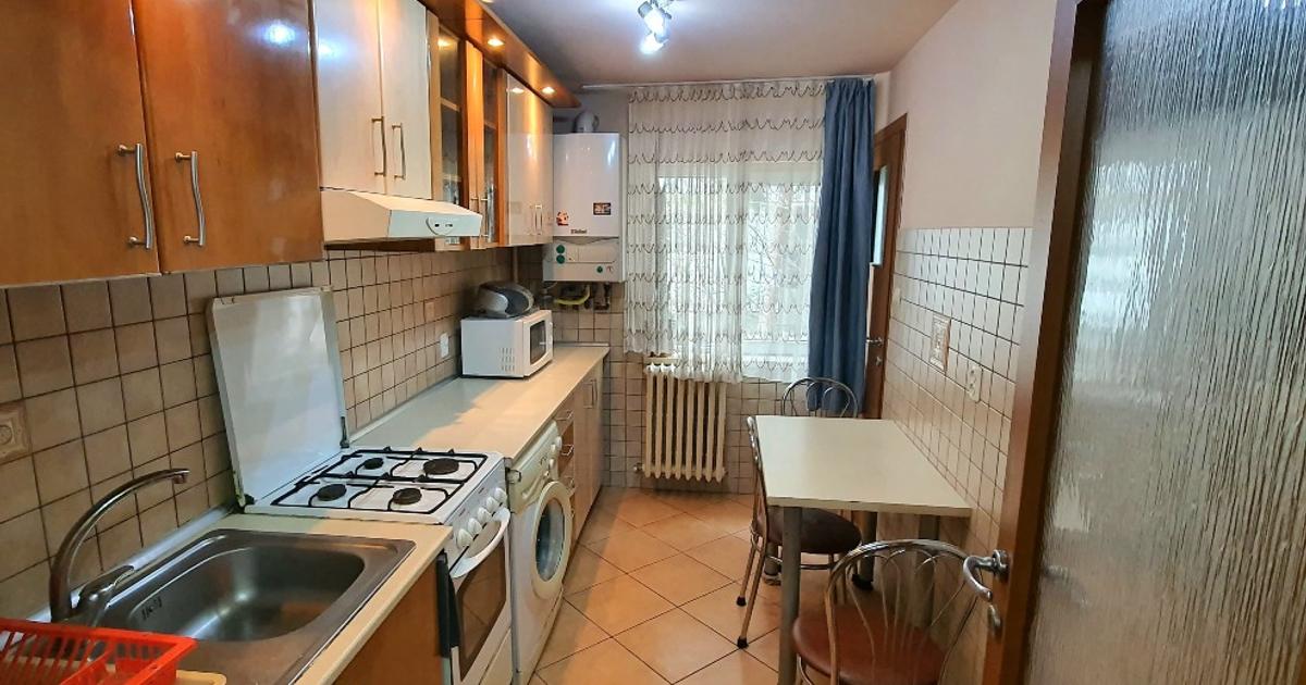 Apartament decomandat cu 2 camere în zona Ștefan cel Mare, Bistrița