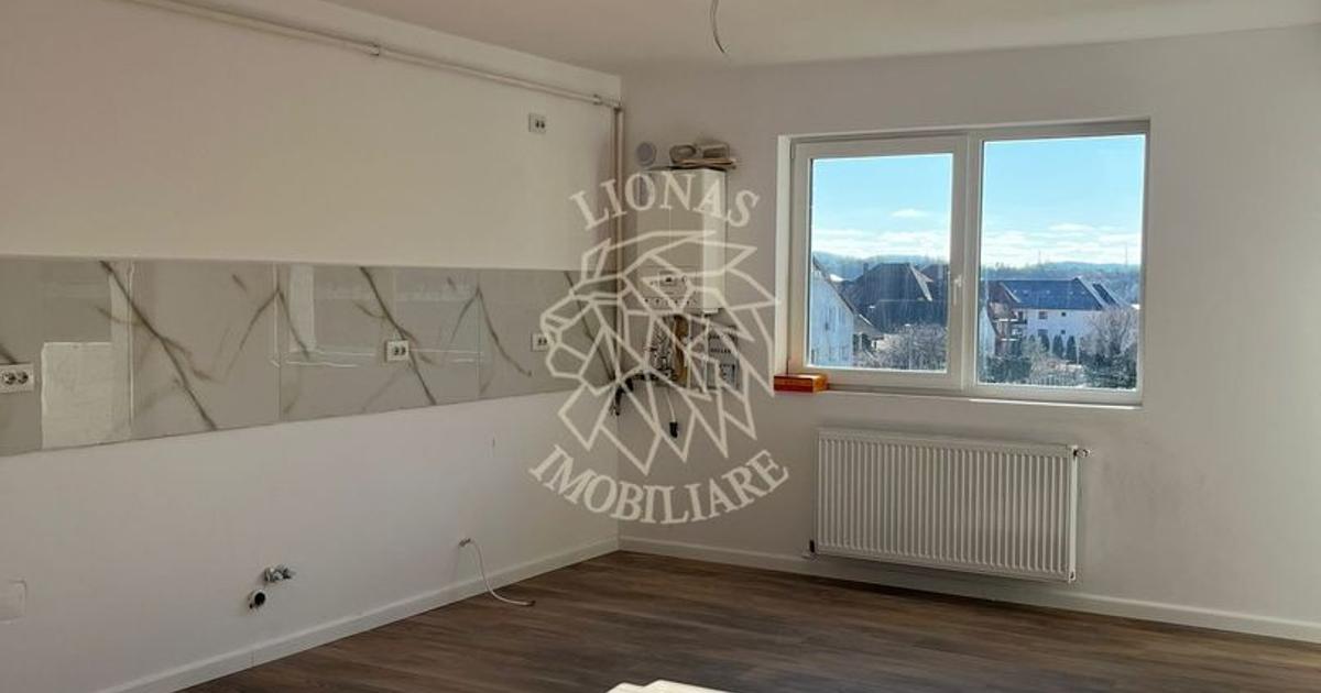 Apartament semidecomandat cu 2 camere în zona Sud, Bistrița