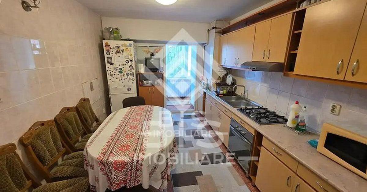 Apartament 67 mp cu 3 camere în zona Sud-Est, Bistrița